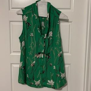 Rachel Zoe Button up tie neck sleeveless shirt